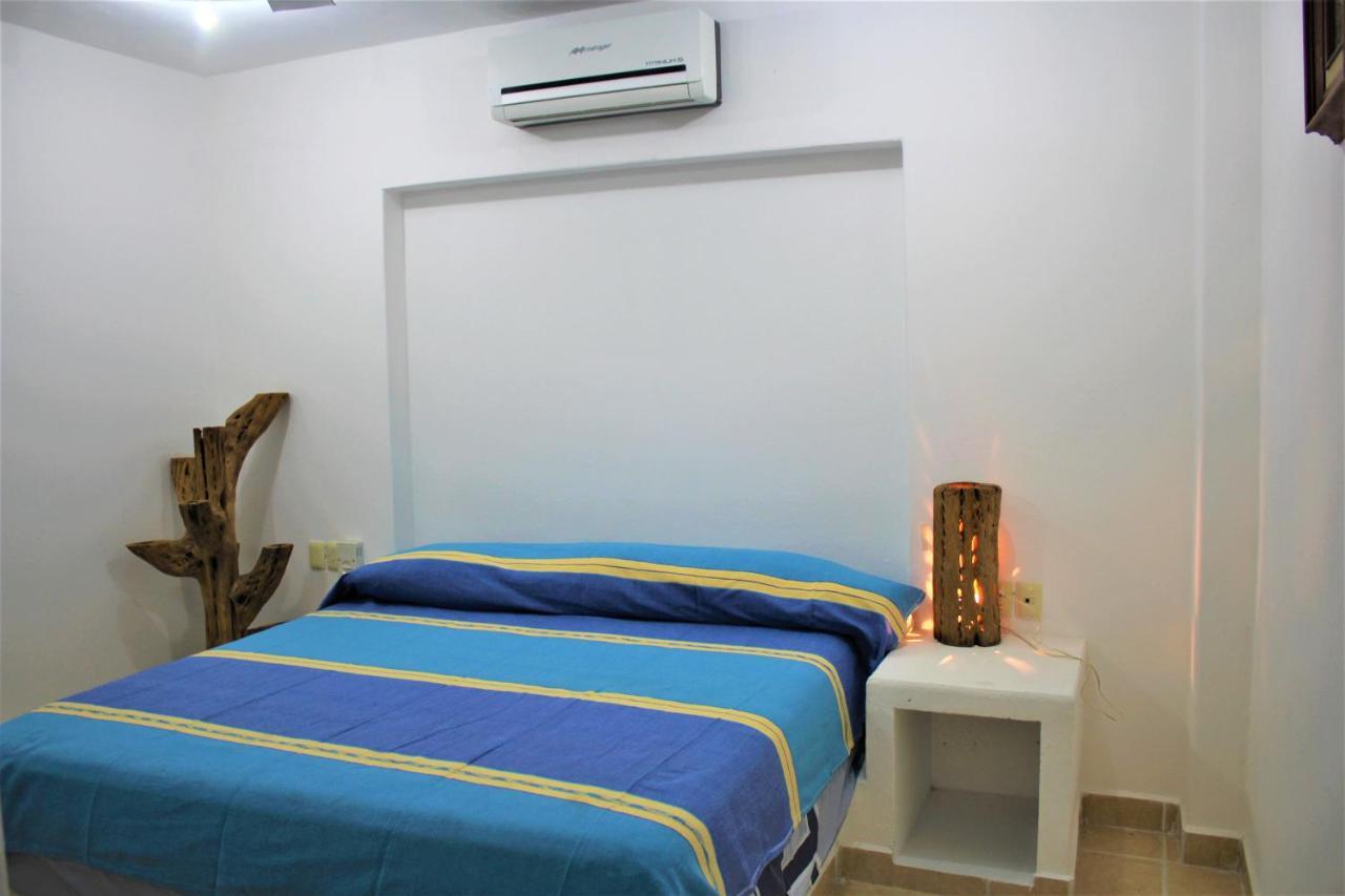 Sunset House Zihuatanejo Lejlighedshotel Eksteriør billede